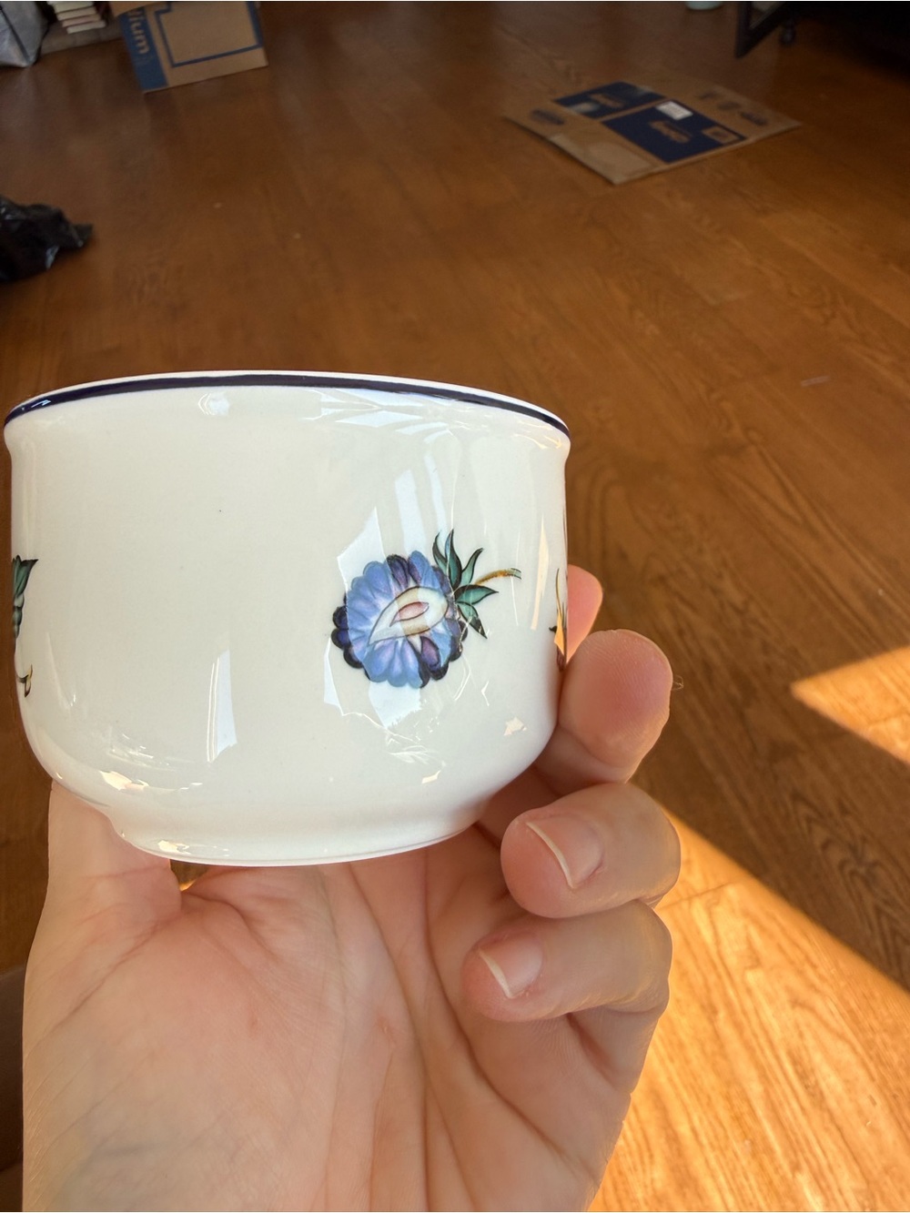 Villeroy & Boch porcelain bowl Malaga blackberry pattern - Picture 3 of 5